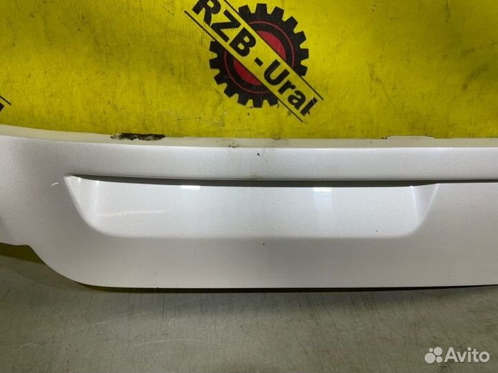 Бампер передний Toyota Land Cruiser