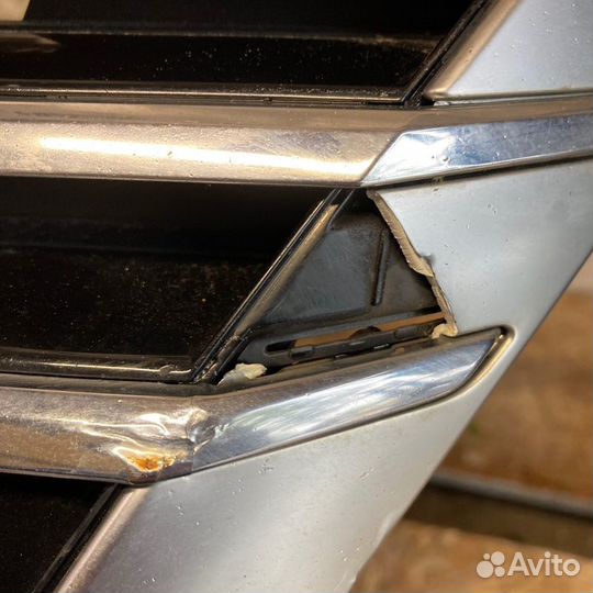 Решетка радиатора Volkswagen Passat Cc 2.0 TDI CFF