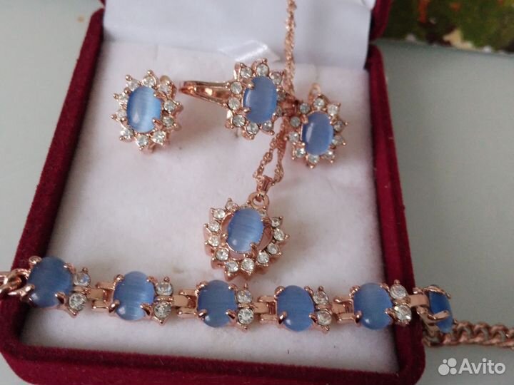 Украшения комплект медицинский сплав под золото