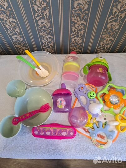 Детская посуда и грызунки.(пакетом)