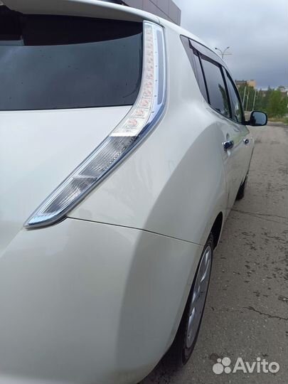 Nissan Leaf 109 л.с. AT, 2013, 158 000 км