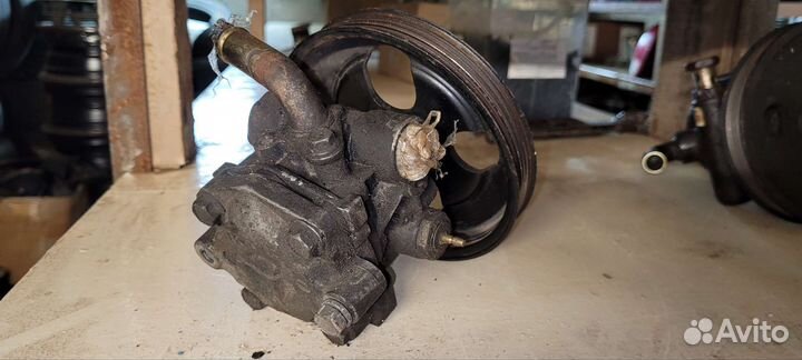 Насос гур Pajero Pinin IO