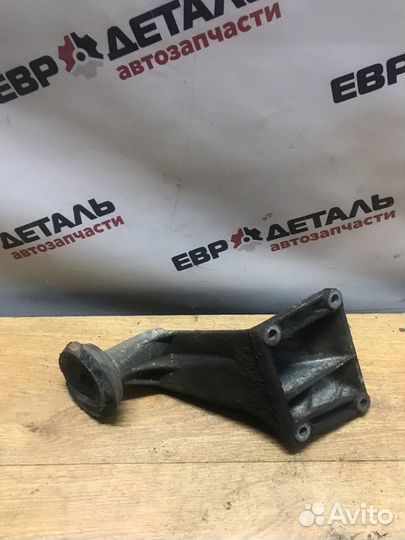 Кронштейн опоры двигателя BMW E46