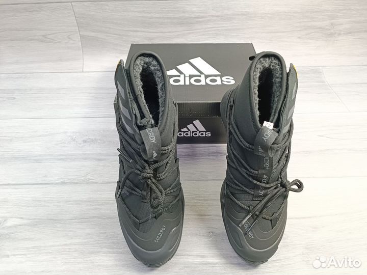 Кроссовки adidas terrex зимние