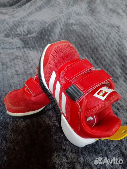 Кроссовки adidas lego