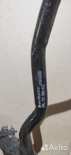 Трубка системы охлаждения Volkswagen Tiguan 2