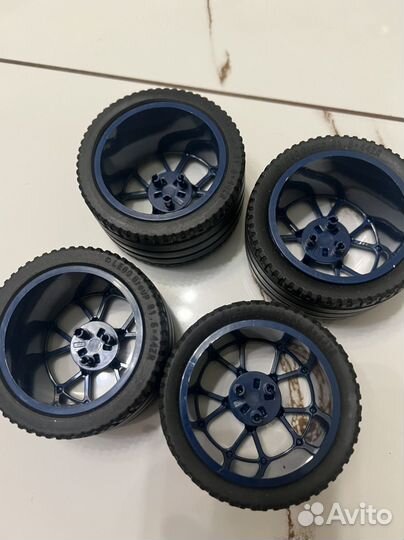 Lego technic bugatti 42083 новые колёса