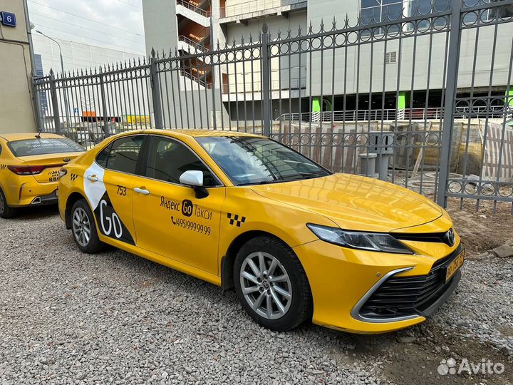 Аренда авто под такси Toyota Camry с лицензией 6 1