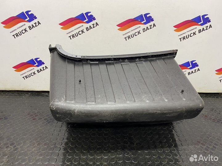 Левая часть верхней консоли Mercedes-Benz Actros