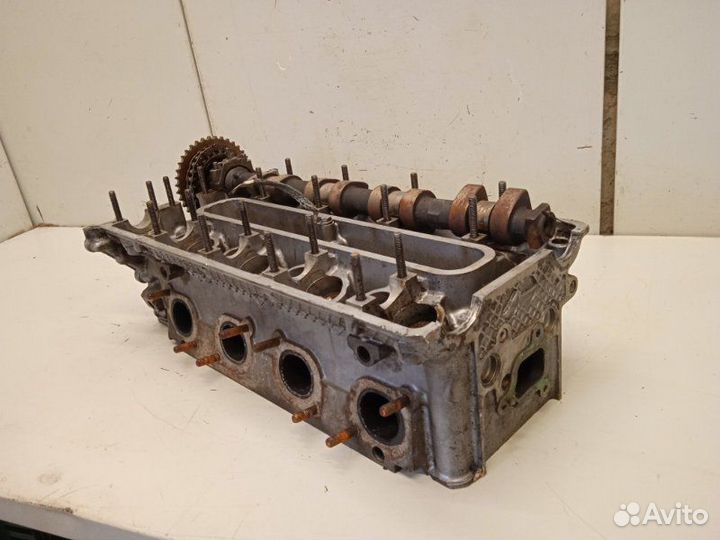 Головка блока левая Land Rover Range Rover 3 2002