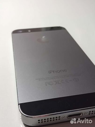 Телефон iPhone 5s 16gb