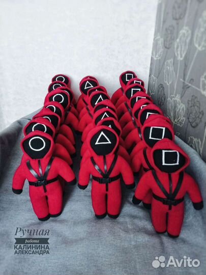 Игрушка игра в кальмара