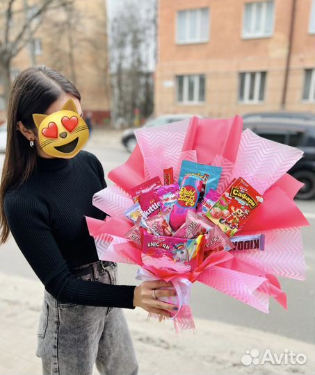 Сладкий букет из конфет