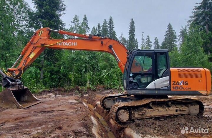 Гусеничный экскаватор Hitachi ZX180LCN-5G, 2013