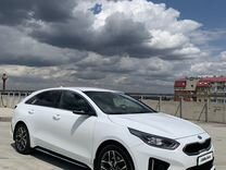 Kia ProCeed 1.4 AMT, 2019, 75 000 км, с пробегом, цена 2 100 000 руб.