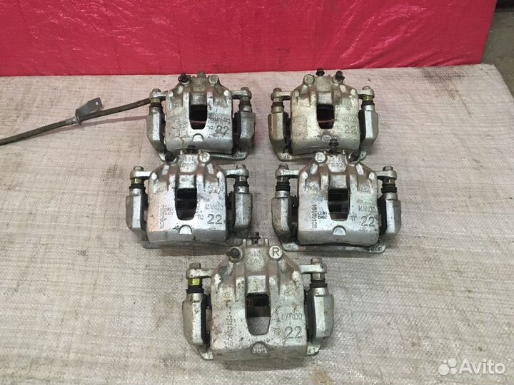 RIO 3 Solaris 1 Суппорт Передний Оригинал