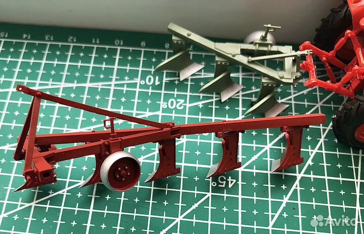 Плуг плн 5-35 модель 1:43