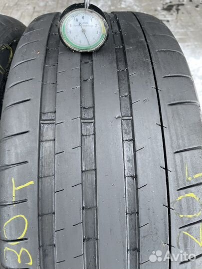 Michelin Pilot Super Sport 235/45 R18