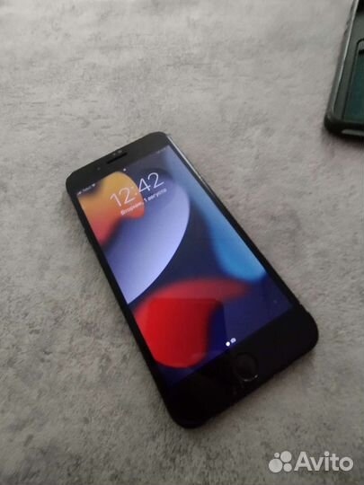 iPhone 7 plus 32/3 gb