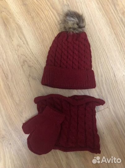 Комплект шапка, шарф и варежки