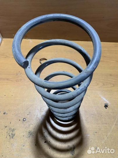 Пружина подвески задняя Toyota Corona premio 1999