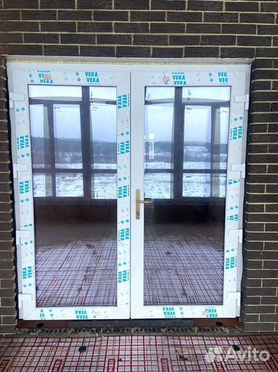 Пластиковые окна / Остекление балконов