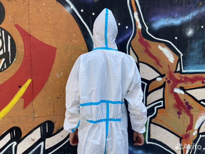Комбинезон защитный одноразовый