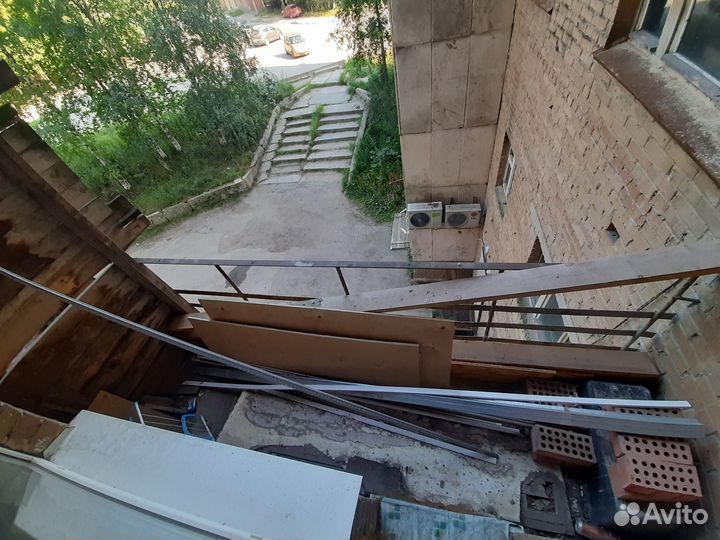 Остатки стройматериалов после капремонта
