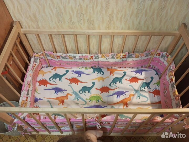Детская кровать с матрасом
