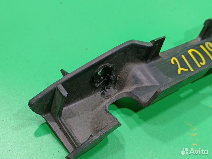 Кронштейн бампера задний правый для Ford Fusion