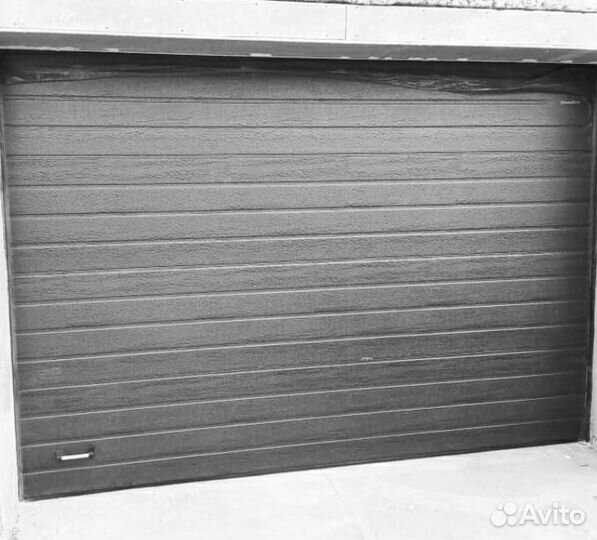 Секционные гаражные ворота