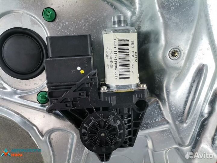 Стеклоподъемник электрический задний левый