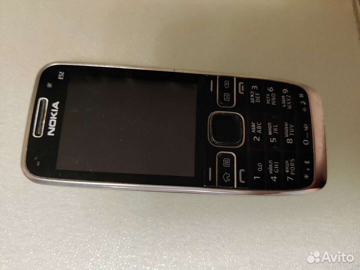 Телефон nokia e52