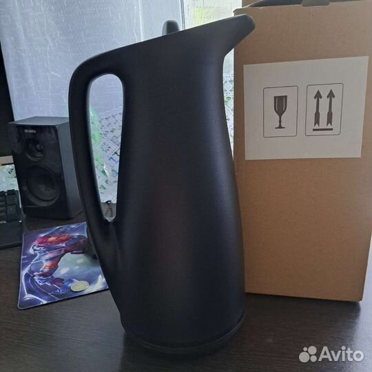 Кувшин термос Тапервер 1л