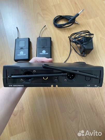 Радиосистема Arthur Forty AF-200