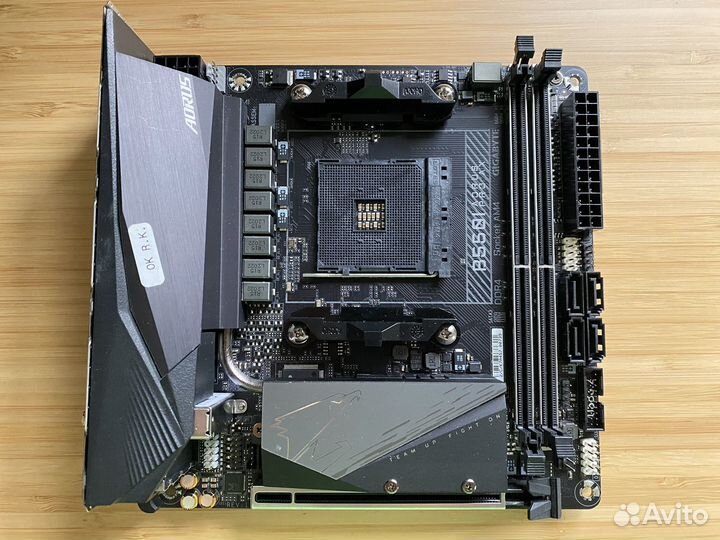 Gigabyte B550I aorus PRO AX (rev. 1.0)