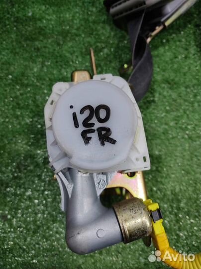 Ремень безопасности передний правый Lexus RX300