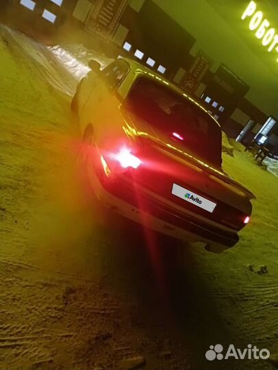 ГАЗ 3110 Волга 2.3 МТ, 2001, 200 000 км