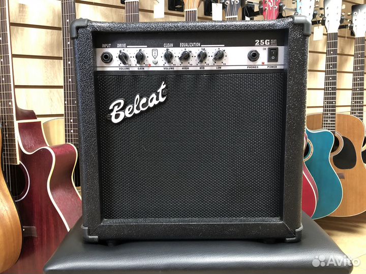 Гитарный комбоусилитель, Belcat 25G, 25Вт
