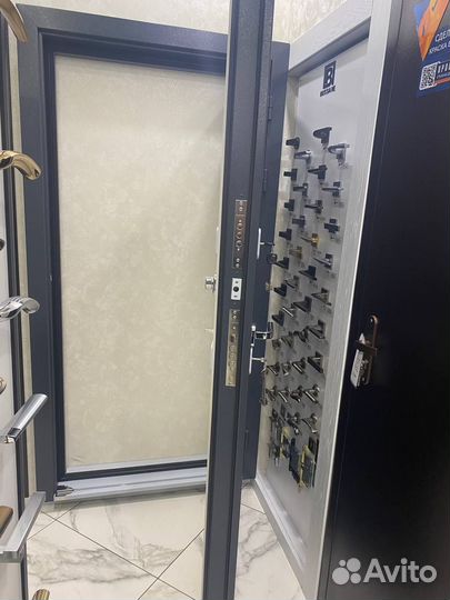 Входная металлическая дверь Винтер Арктик