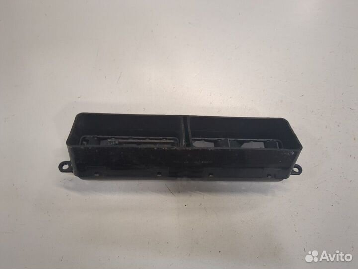 Дефлектор обдува салона Mitsubishi Montero Sport / Pajero Sport, 2001