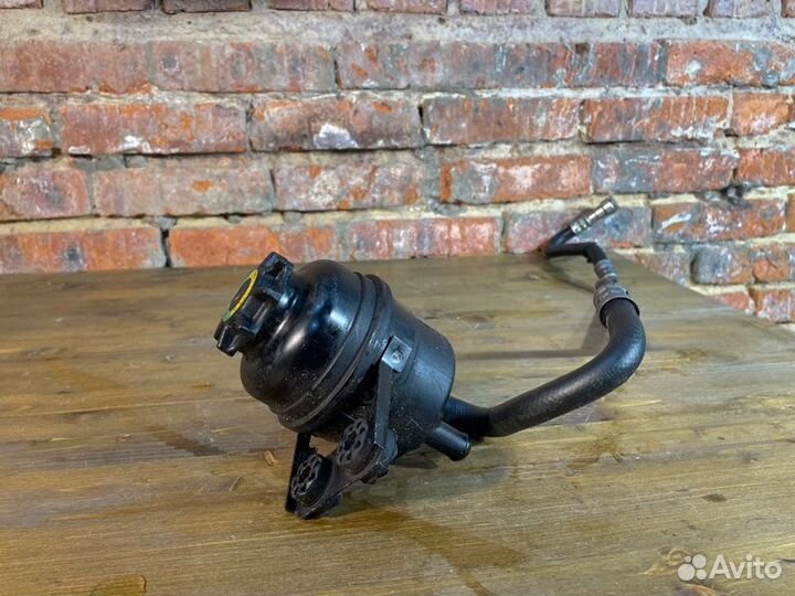 Бачок гидроусилителя руля Bmw 3 E90 N46B20 VA2.0