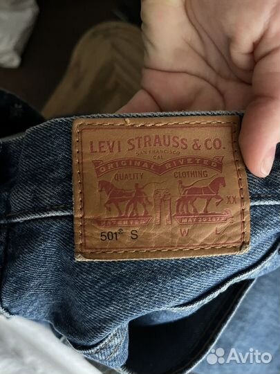 Джинсы levis