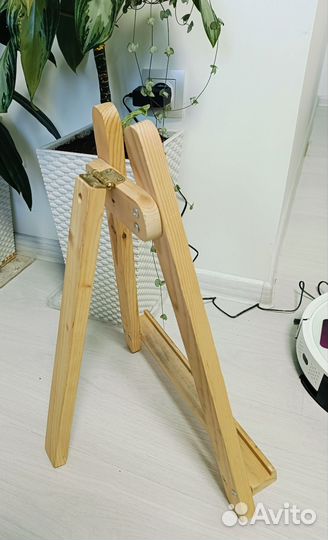 Мольберт настольный