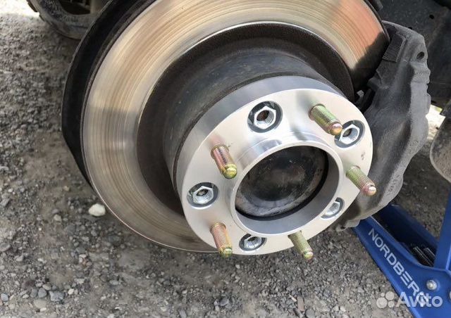 Проставки колесные Toyota Tundra