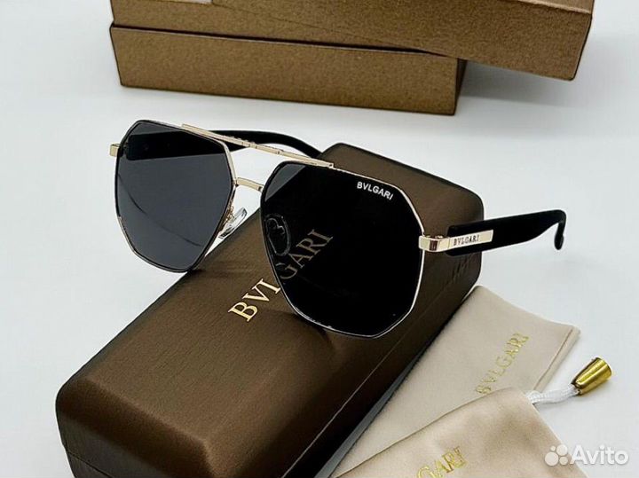 Солнцезащитные очки Bulgari
