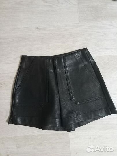Шорты из экокожи
