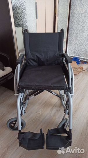 Инвалидная коляска новая