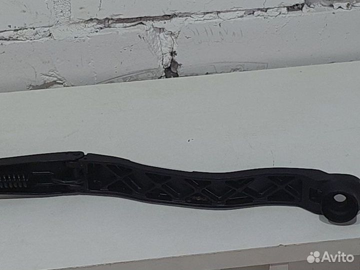 Щетка стеклоочистителя правая Land Rover Discovery