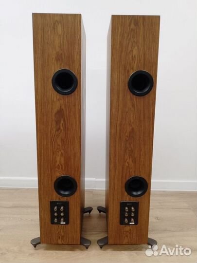 Напольная акустика KEF R7 Walnut (арт. 288039)